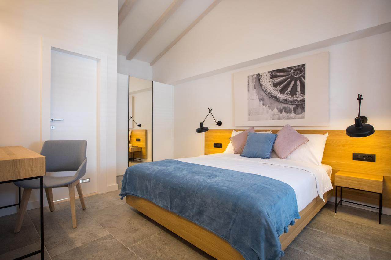 Bova Luxury Rooms Ragusa Esterno foto