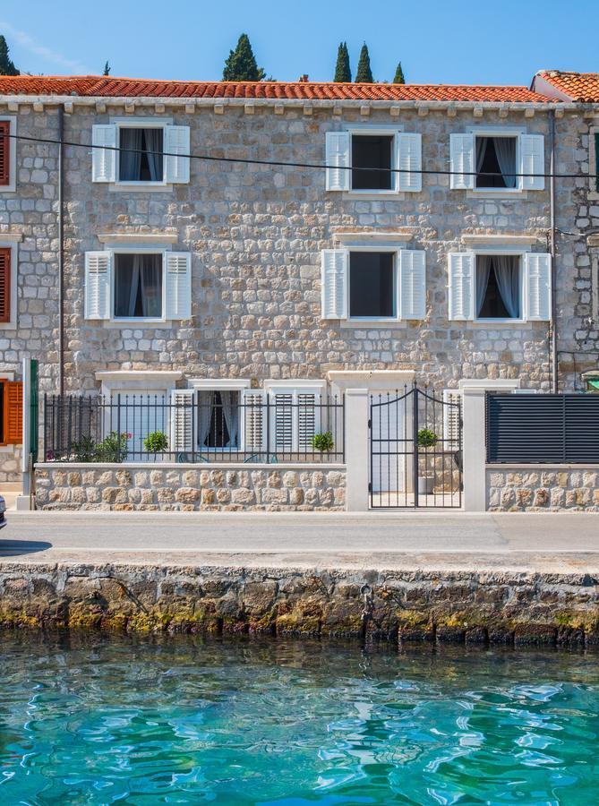 Bova Luxury Rooms Ragusa Esterno foto